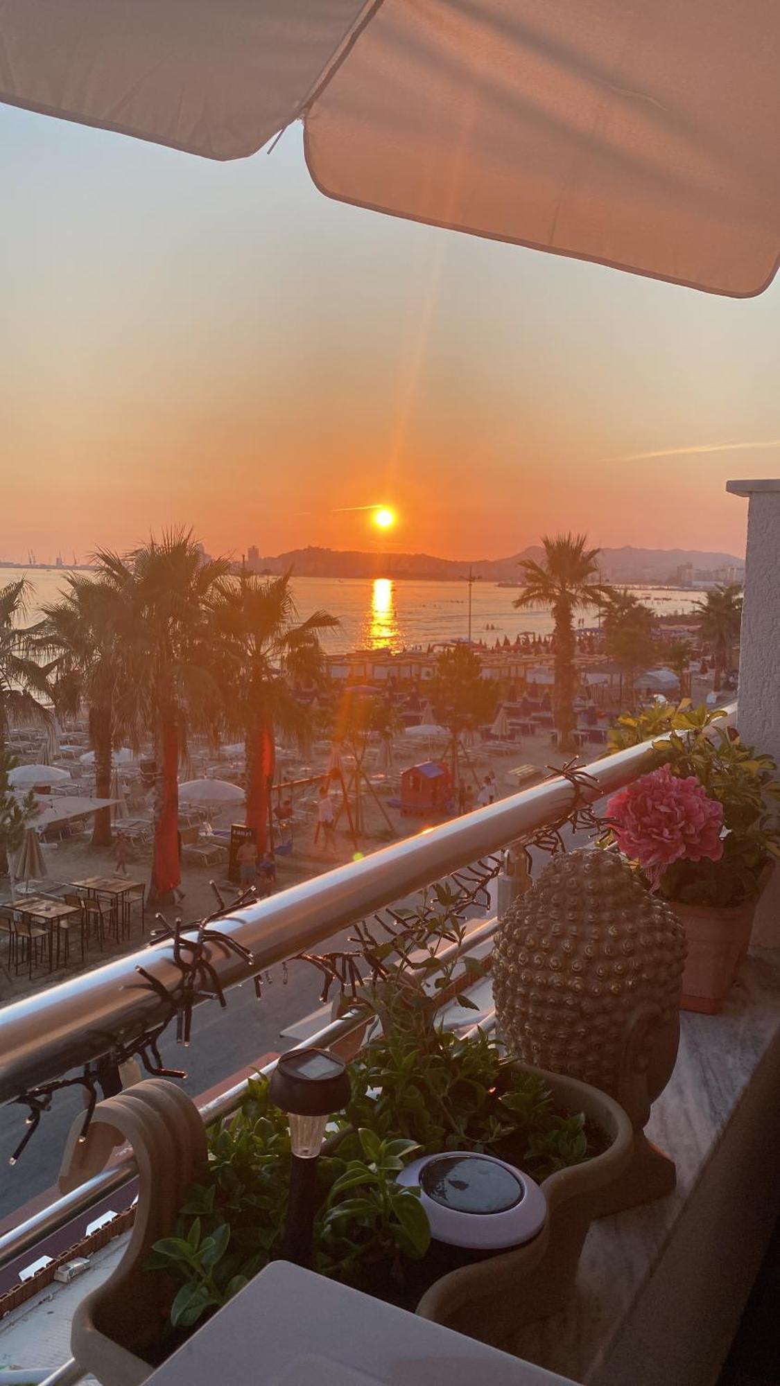 Durres Strand Direkt Am Meer Exterior foto
